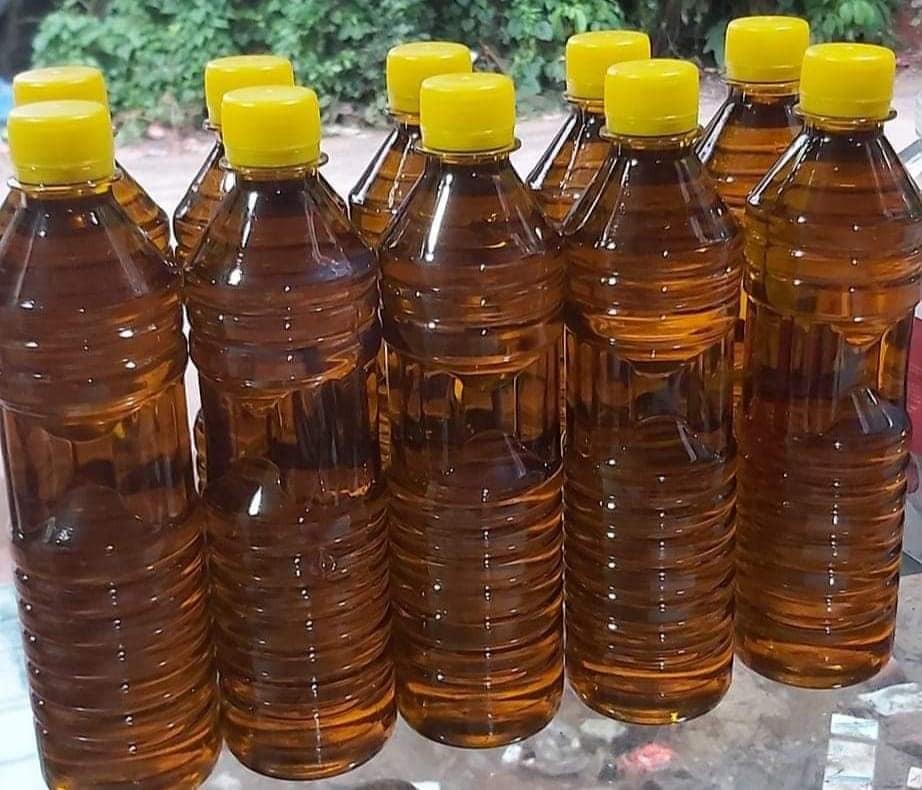 বিশুদ্ধ প্রকৃতি সরিষার তেলের প্যাকেজিং